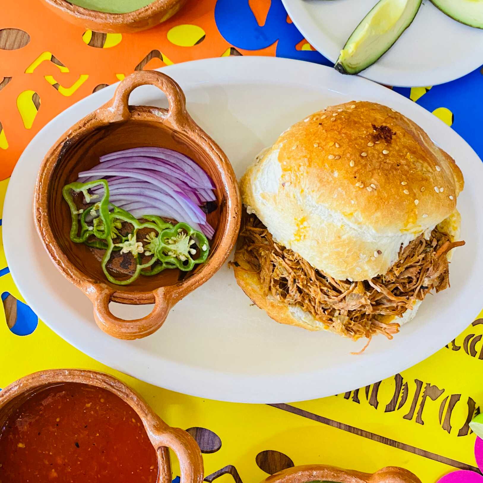 Cemita de Cochinita Pibil