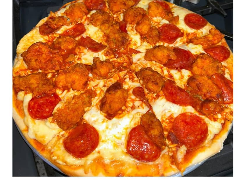 Pizza y Boneless Gray