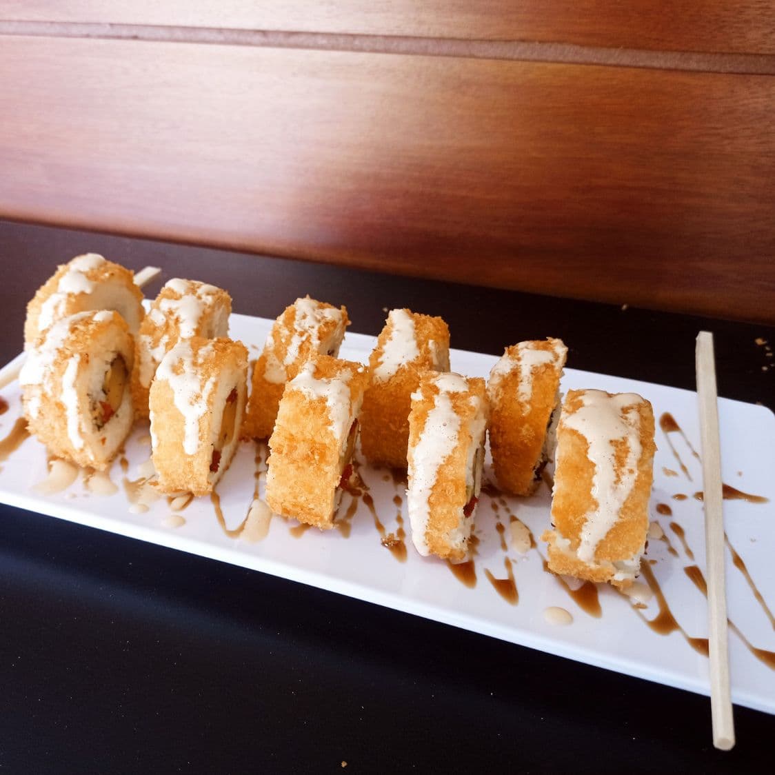Oyamaneko Roll