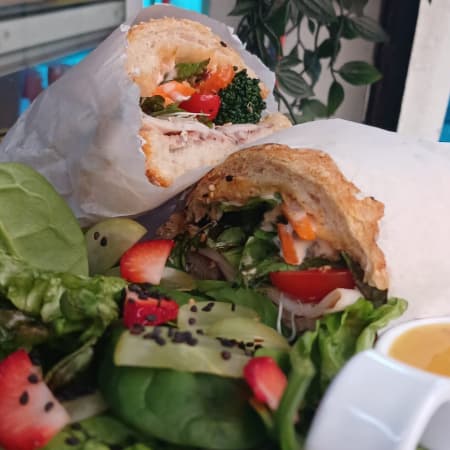 Chapata con Ensalada
