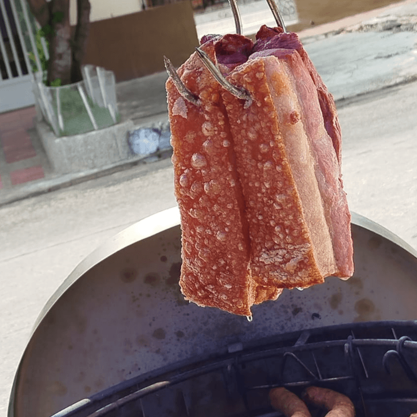 Chicharrón al Barril