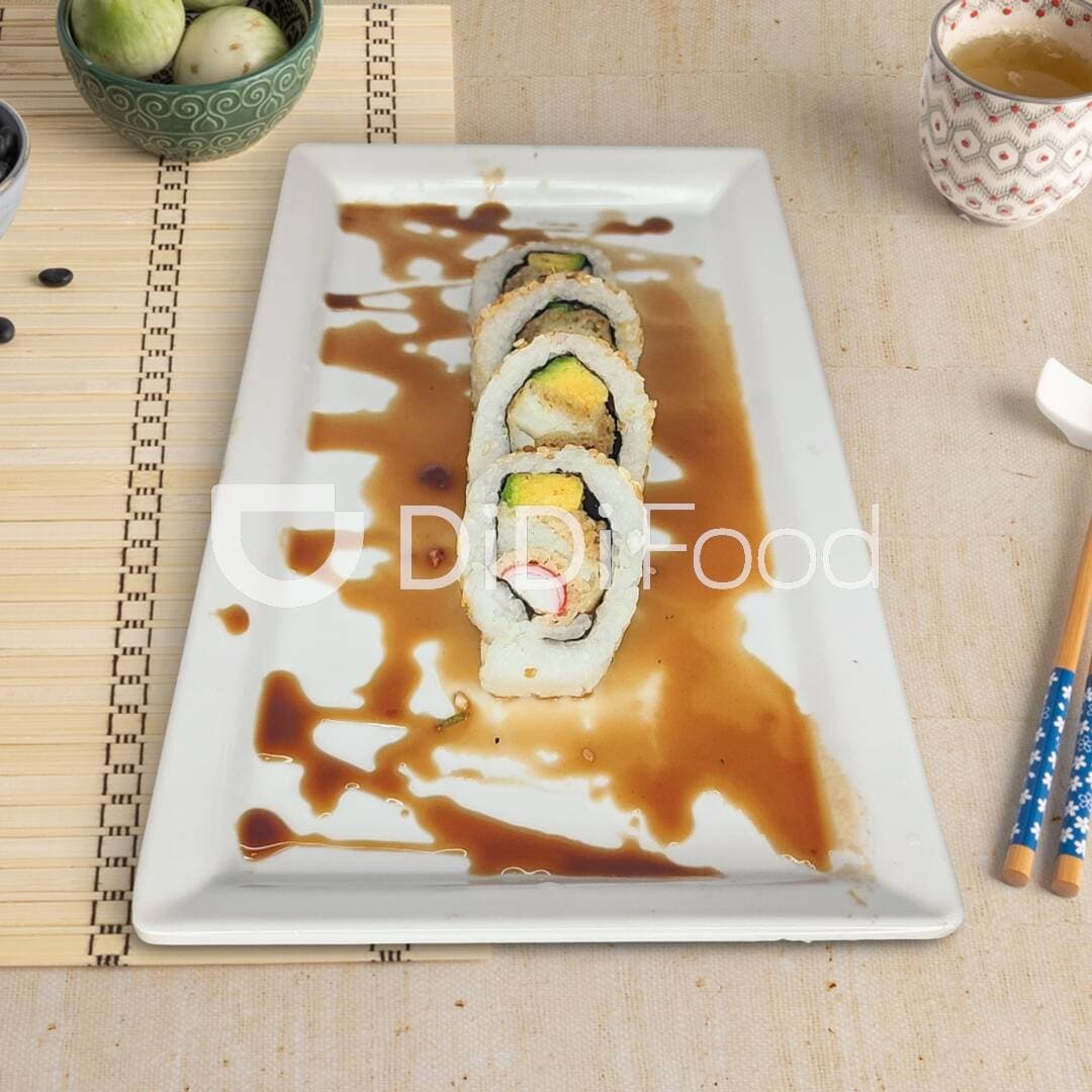 18 Bocados 12 KAI ROLL TEMPURA + 6 TANUKI ROLL