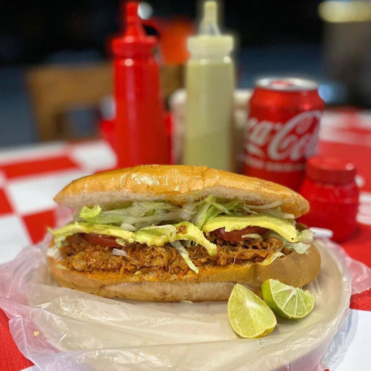 2 Tortas al Pastor