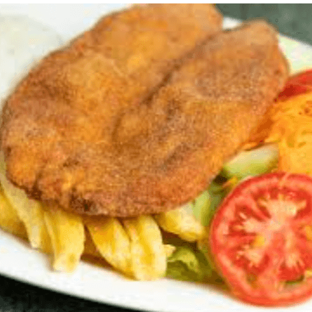 Milanesa con Papas Fritas y Arroz