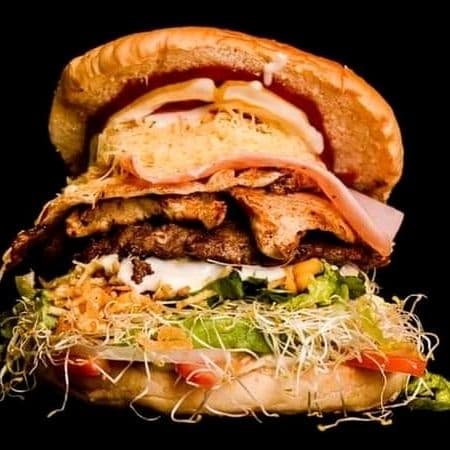 Hamburguesa Mixta a su Preferencia Combo