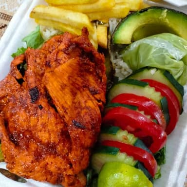 MUSLO ADOBADO CON VERDURAS