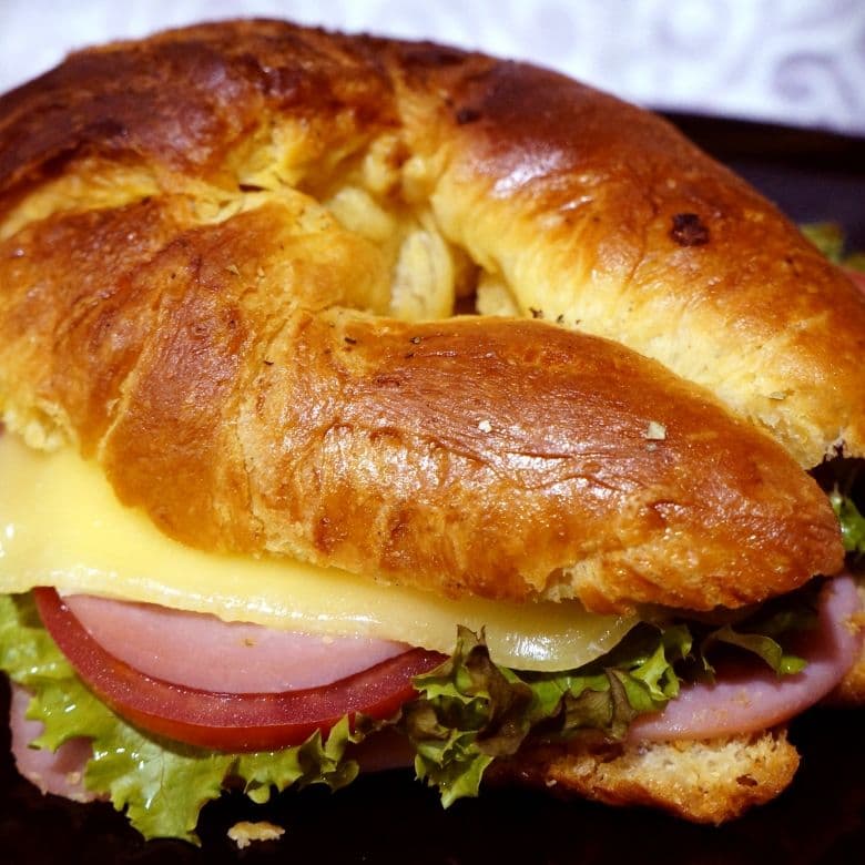 CROISSANT