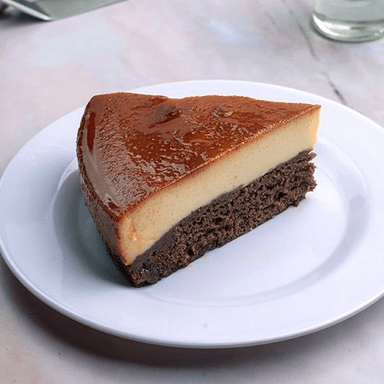 Rebanada de Chocoflan