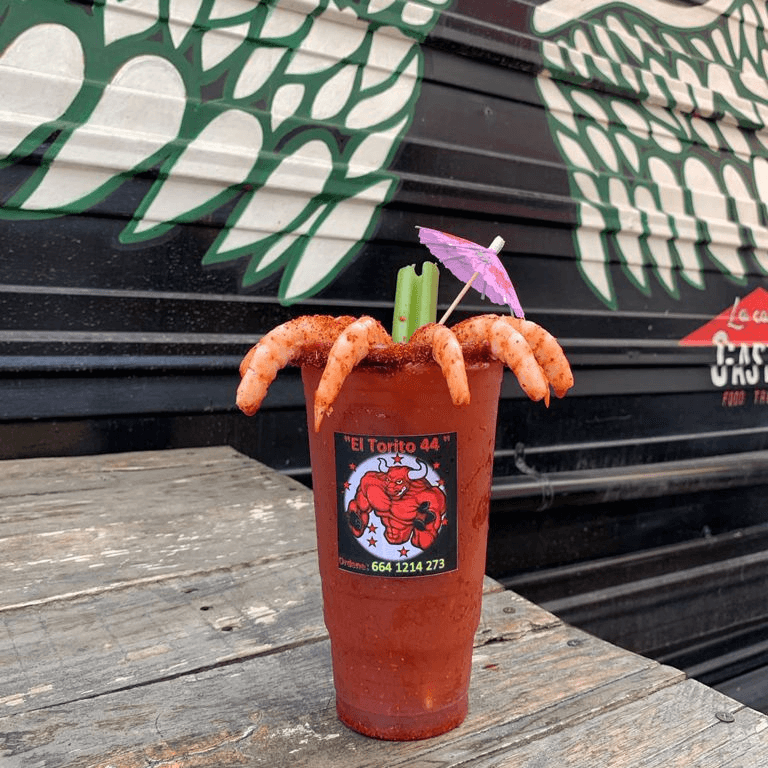 Clamato con Camarón