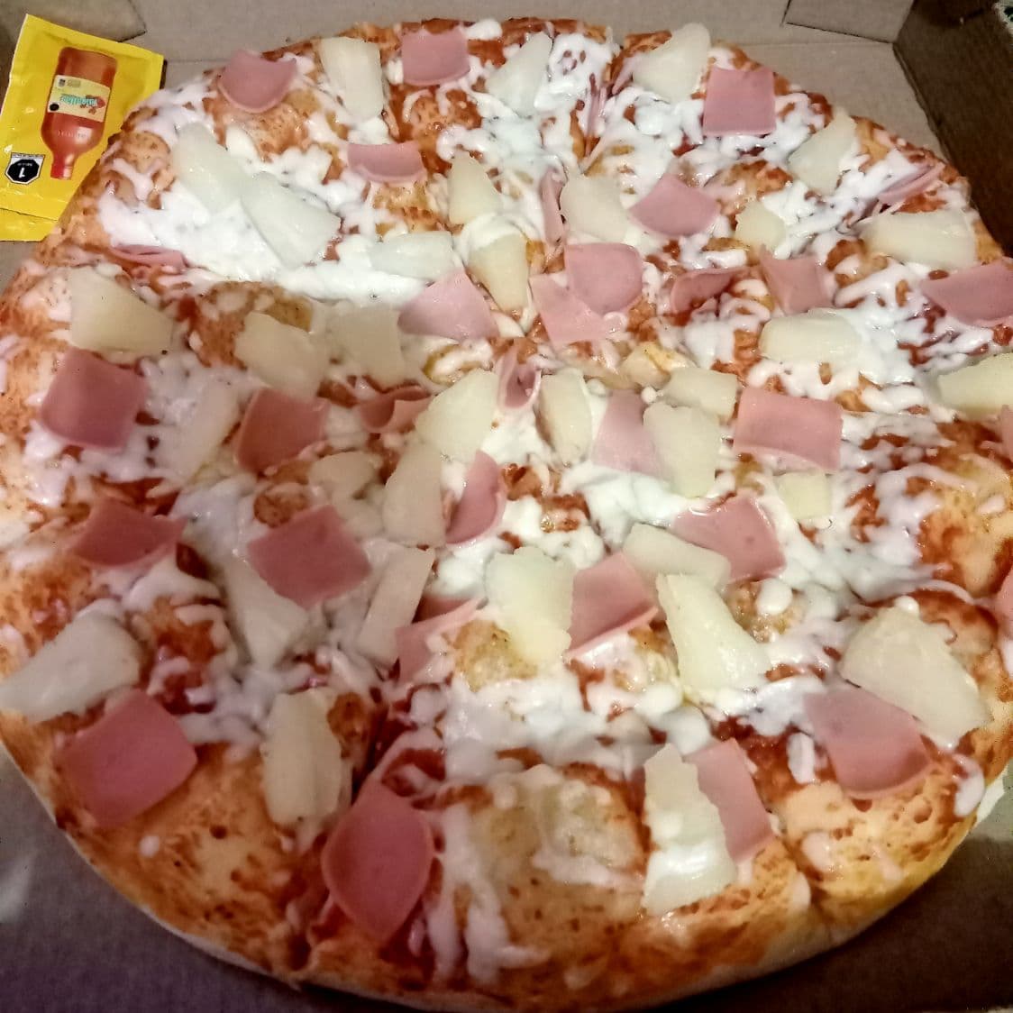 Pizza hawaiiiana mediana
