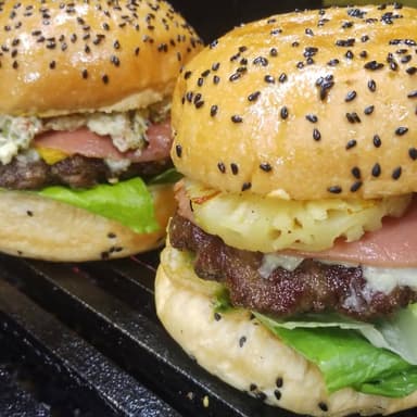 Hamburguesa Hawaiana