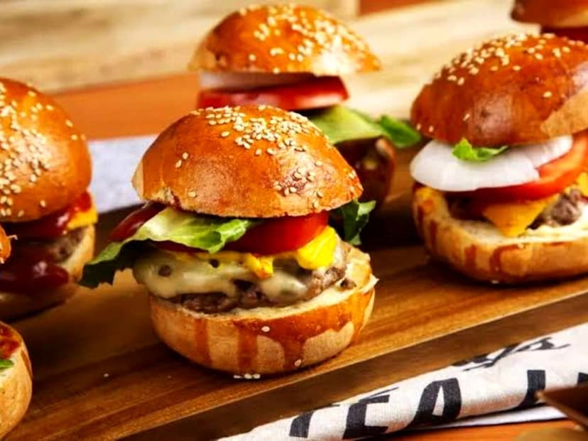 La Bola Burguers