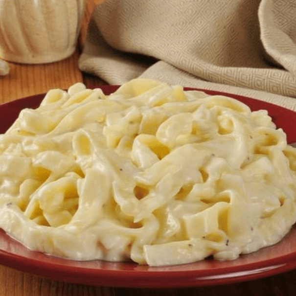 FETTUCCINE CON SALSA 4 QUESOS
