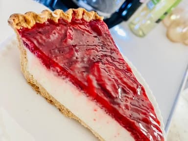 Pay Artesanal de Queso con Fresa