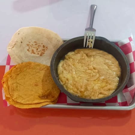 Queso Fundido
