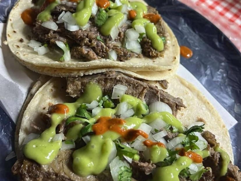 Tacos de Cabeza los Brillosos