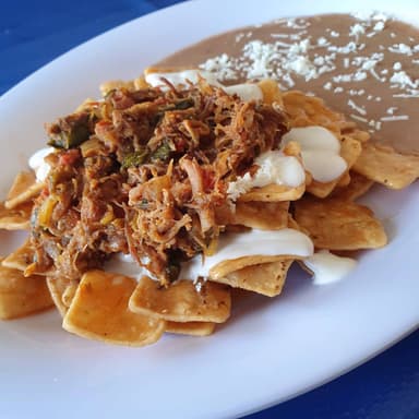 Desayuno Completo Chilaquiles + Kekis + Bebida