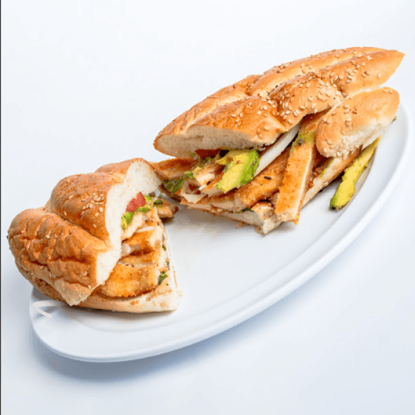 Torta de milanesa de pollo con queso
