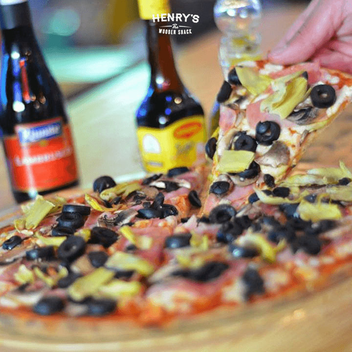 Caprichosa Pizza (Grande / 8 rebanadas)