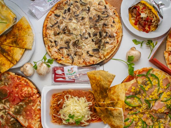 Pizzas Desayunos Almuerzos