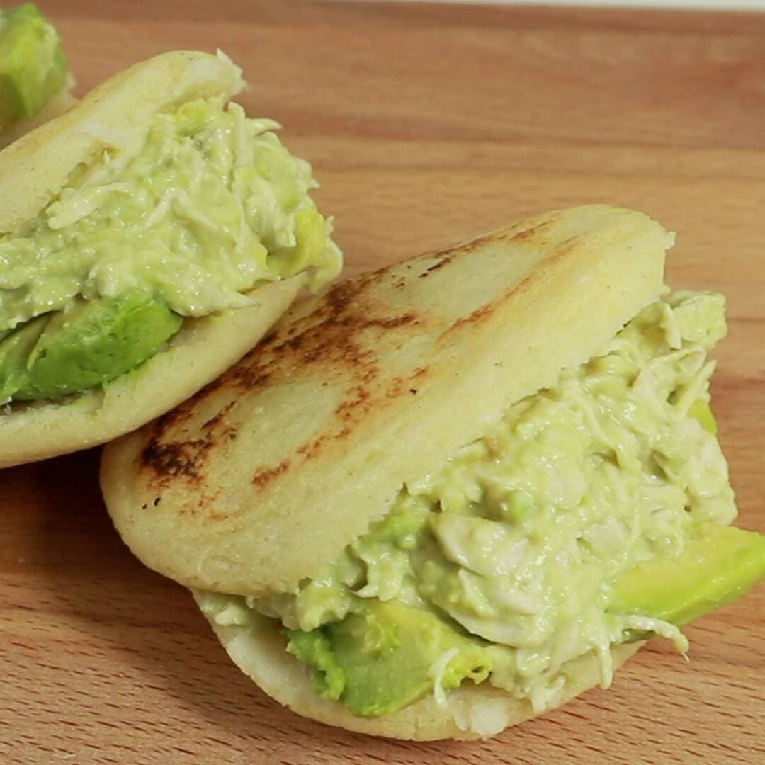 Arepa Reina Pepiada