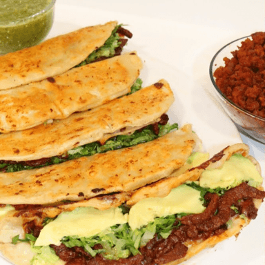 Quesadilla De Adobada