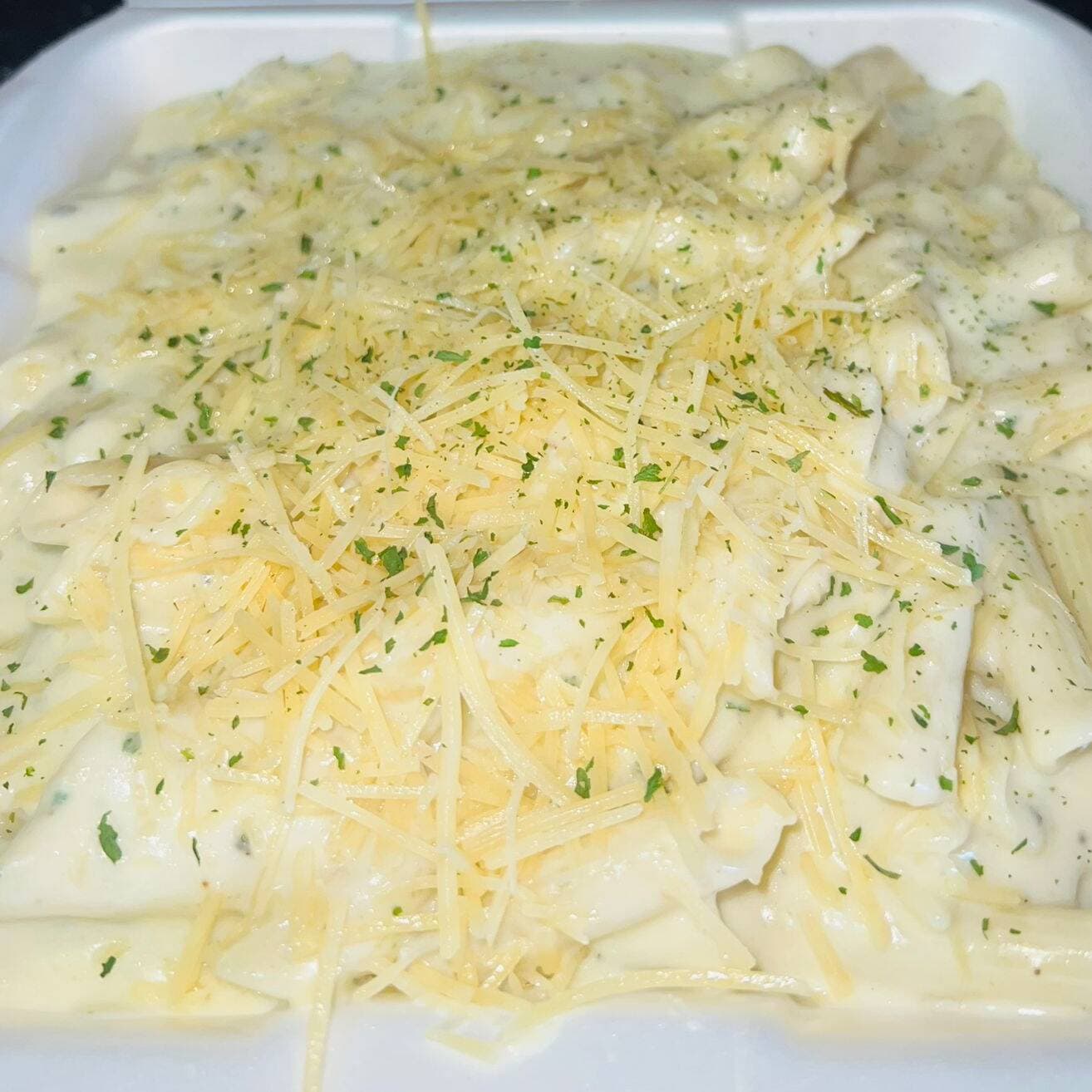 Pasta Pollo Alfredo