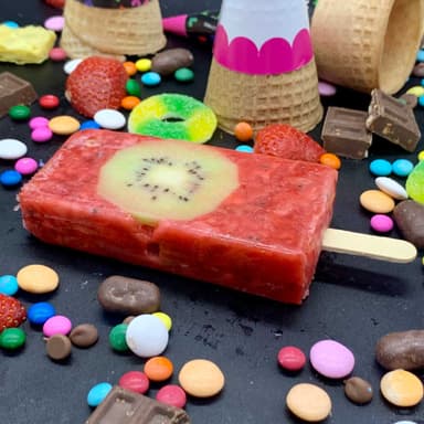 Paleta de Fresa con Kiwi