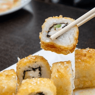 Maki más Kushiage y Refresco