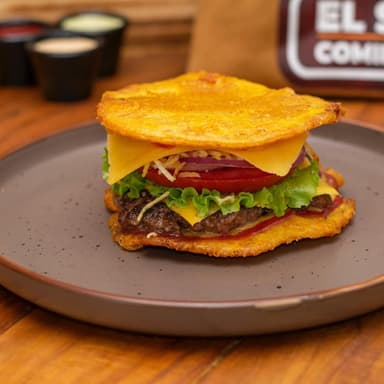 HARBURGUESA DE PATACON -ESPECIAL