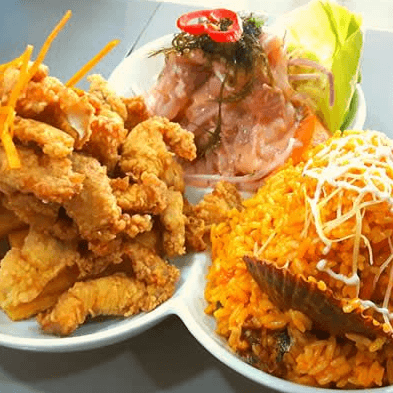 Trio Marino Ceviche Chicharrón y Arroz con Marisco