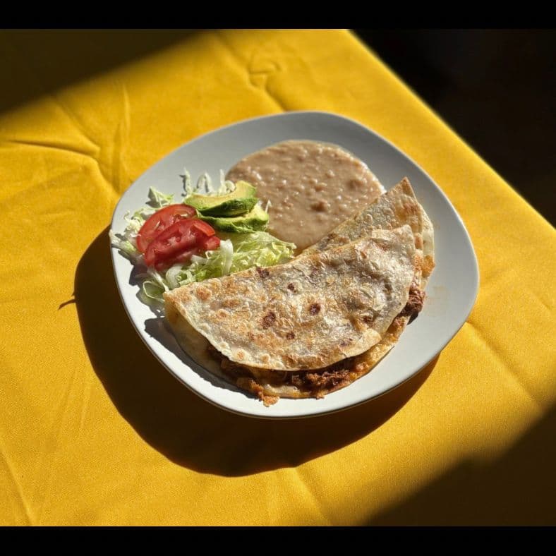 Orden de Quesadillas con Carne