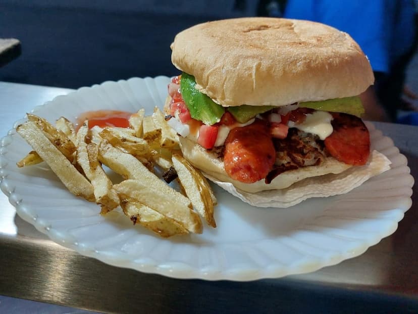 Hamburguesas y Dogos FRANSU