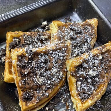 Waffle de Oreo y Nutella