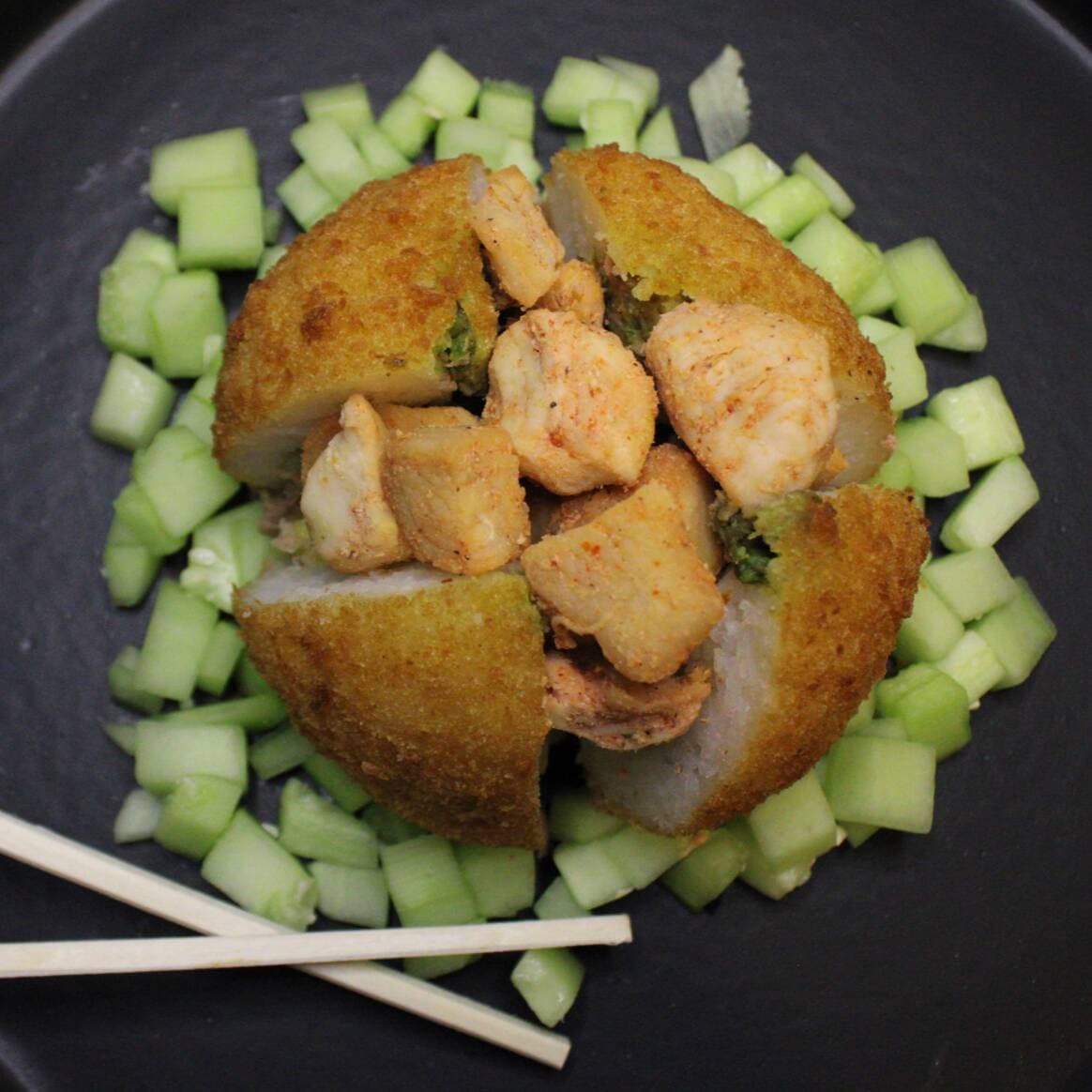Bola de Arroz de Pollo