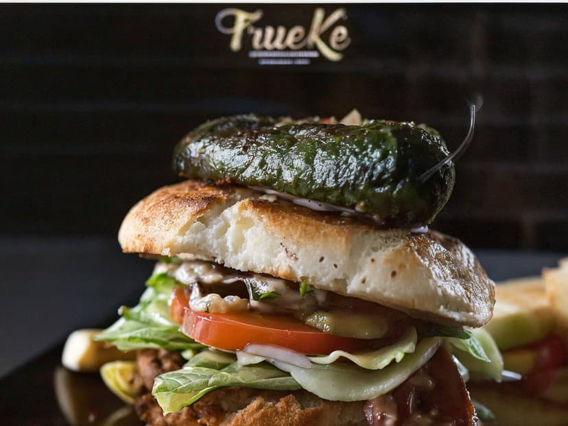 EL TRUEKE COMIDA Y AMIGOS (Suc Libramiento)