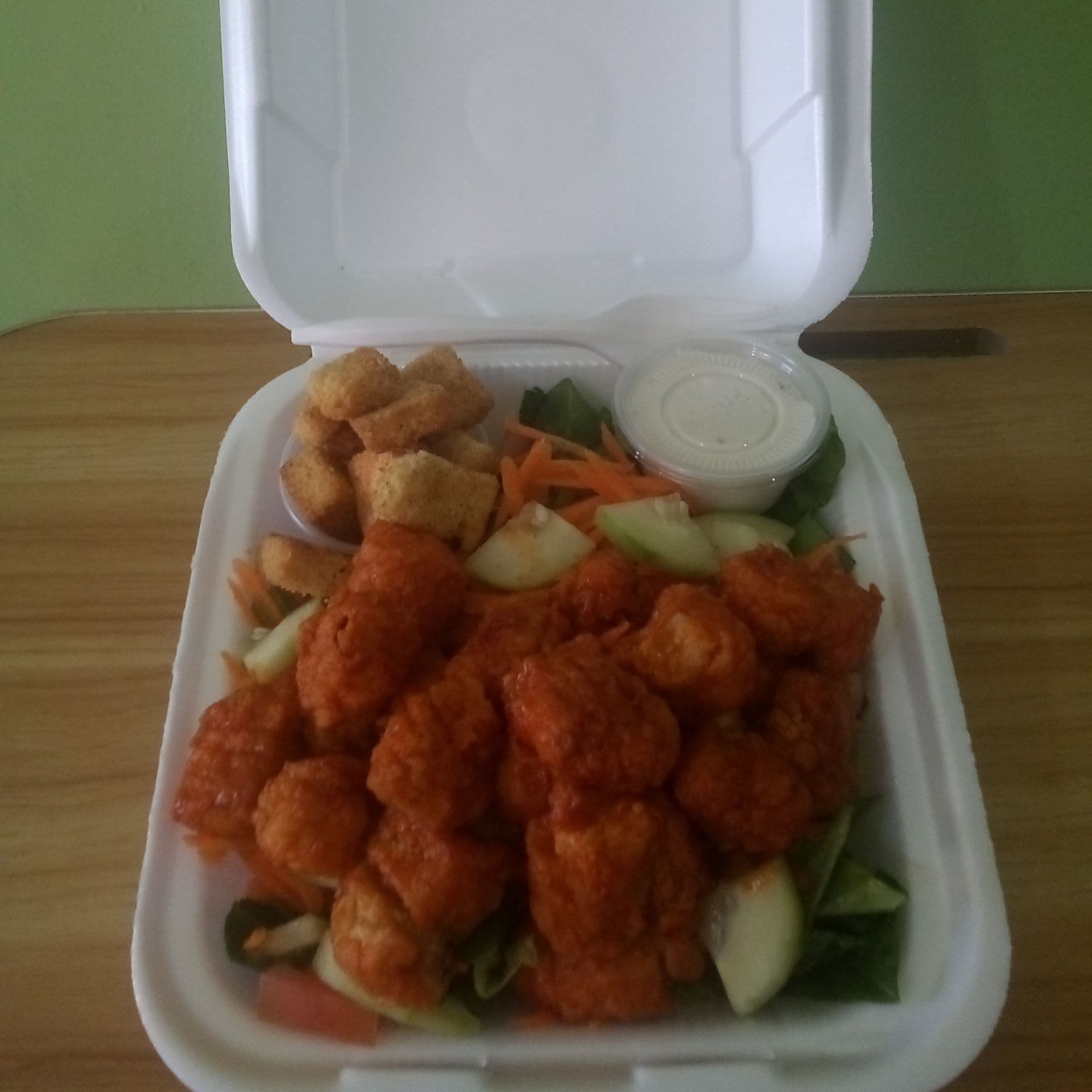 ENSALADA DE BONELESS