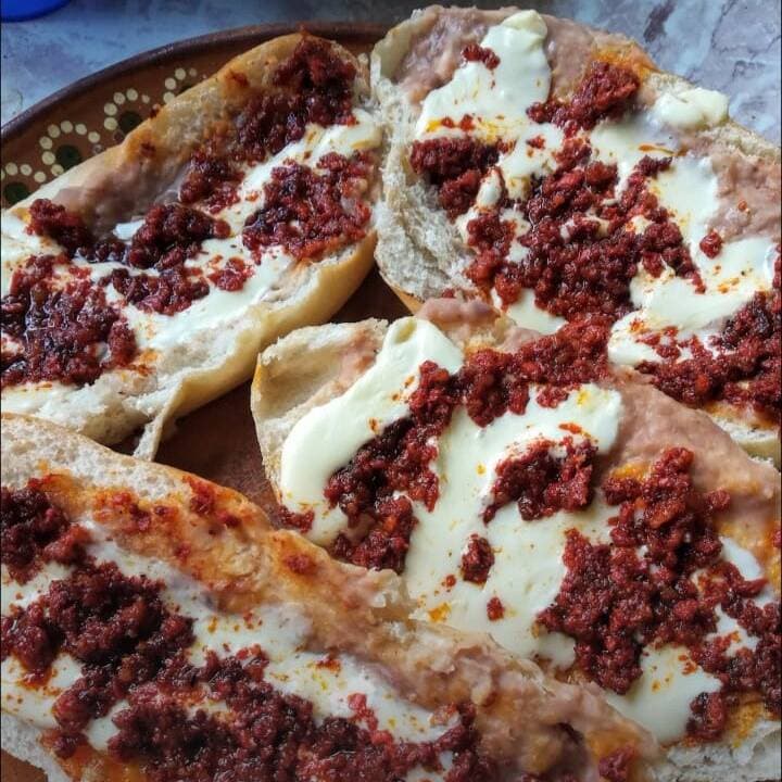 Combo-MOLLETES +CAFÉ AMERICANO