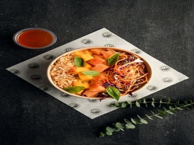 Poke Mango Salmon mediano