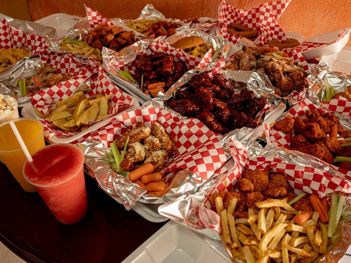 Chicken N Wings (Bayona)