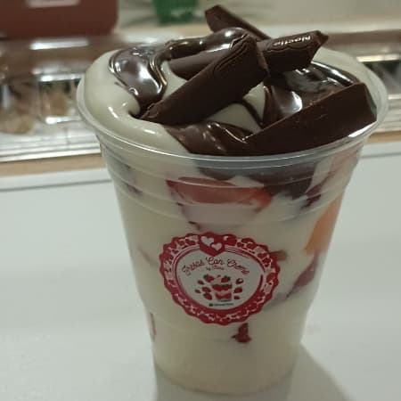 Fresas con Crema (12 Onzas)