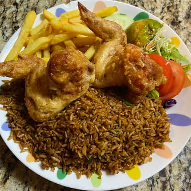 Plato del día con alas empanizazas