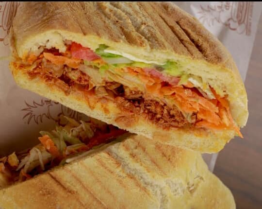 Tortas y Jugos La Copa de Oro (Boulevard García de León)
