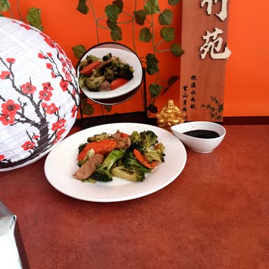 Medio Litro De Brócoli Con Puerco