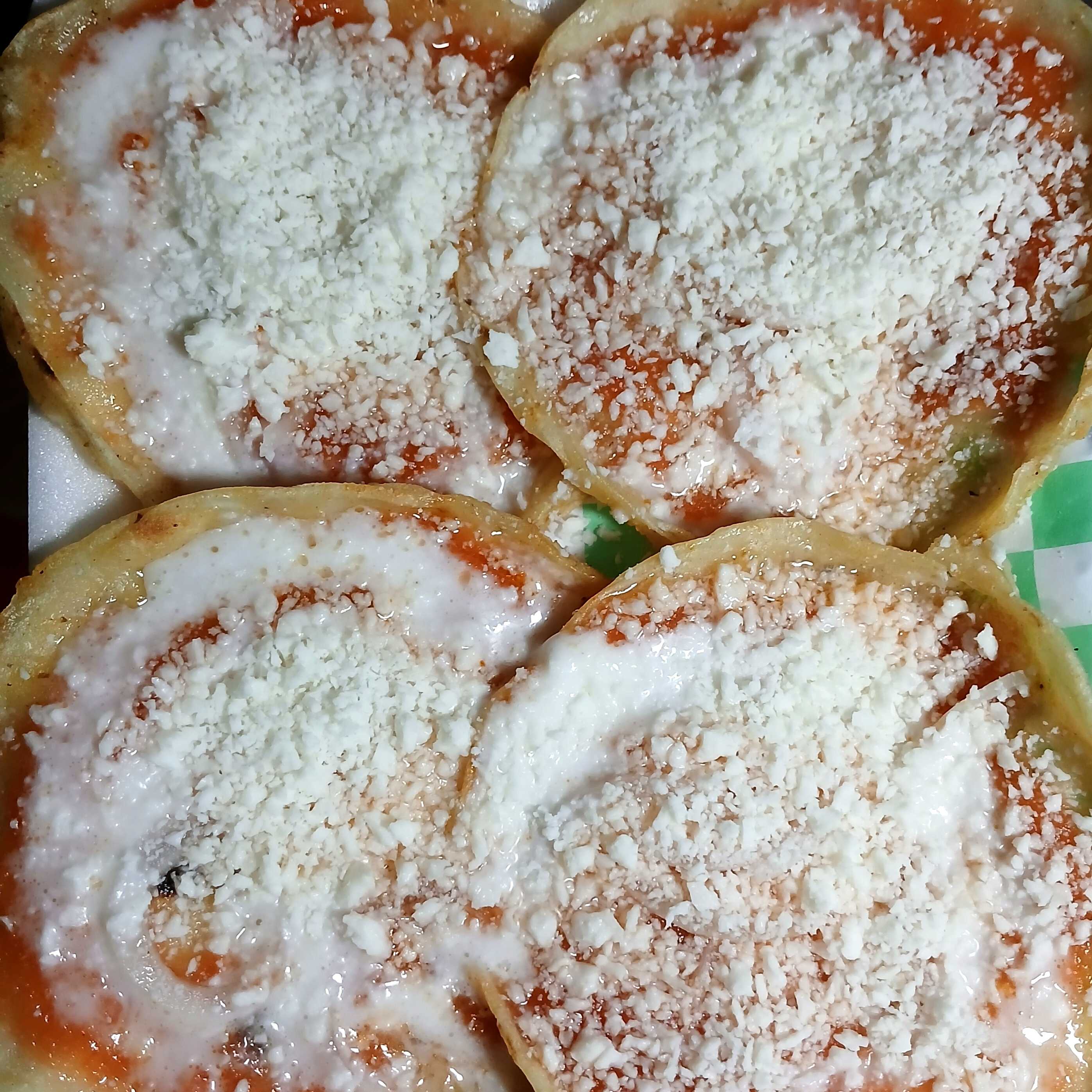4 Picaditas de tomate