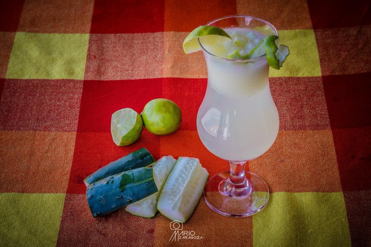 Agua natural de Frutas
