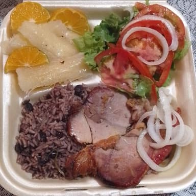 Cerdo asado en cazuela (200g)