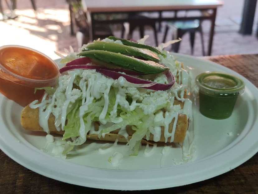 Antojitos y Tortas la Cuchara