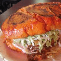 Guajolote Adobado de Bistec con Queso