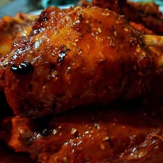 Alitas Adobadas al Horno 9 Piezas